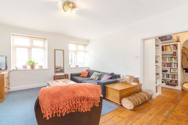 Thumbnail Flat to rent in Elmstone Road, London