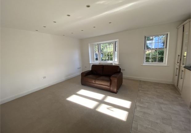 Flat for sale in Mortimer Court, Culver Street West, Colchester