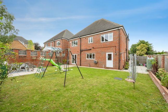 9, Centurion Fields, Doncaster photo 4