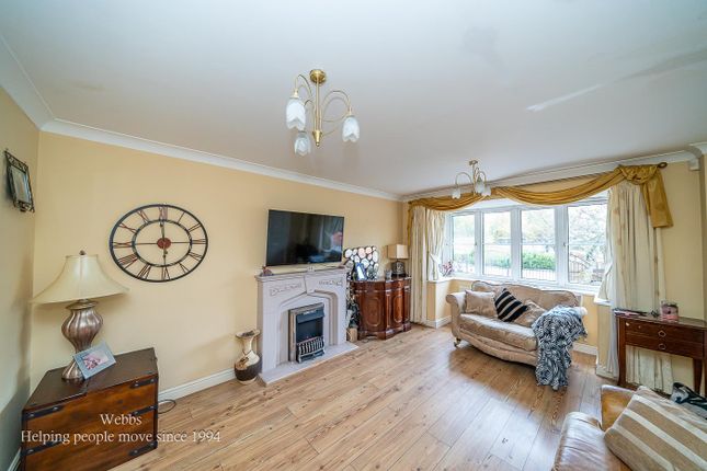 13, Quinton Place, Cannock photo 2
