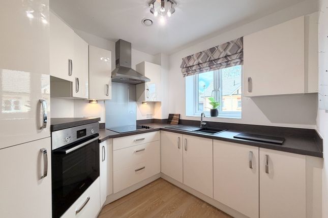 14 Farnham House, Loughborough Road, Loughborough photo 2