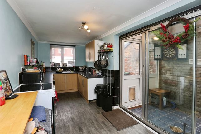 Victoria Street, Gosport photo 4