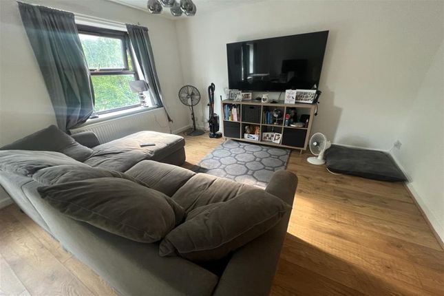 Flat for sale in Dudley Court, Howard Road, South Norwood