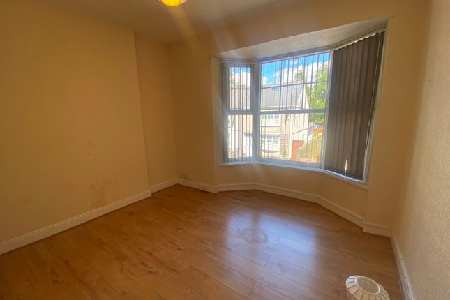 First Floor Flat, 1 Cory Street, Sketty photo 2