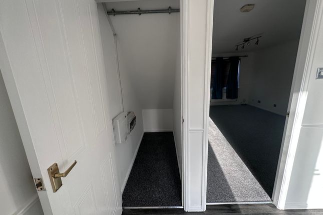 20, Wheatsheaf Avenue, Newark photo 4