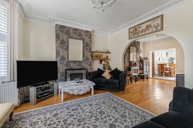 6, Melvin Road, London photo 4