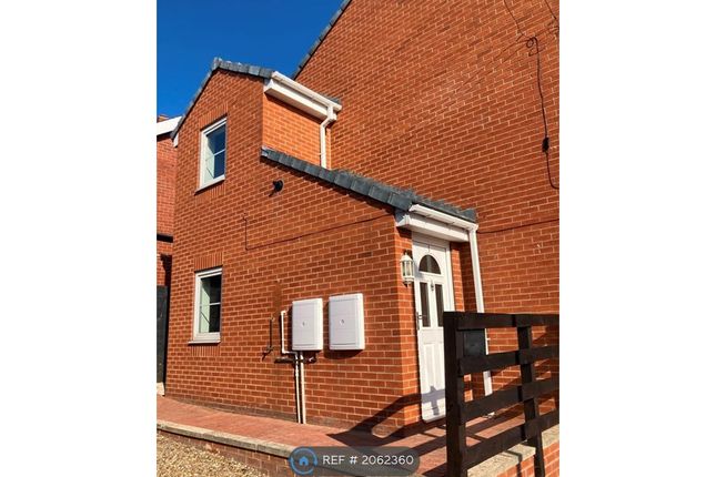 Flat to rent in Valley Road, Barnsley
