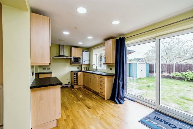 Detached house for sale in Pemberton Close, Aylesbury