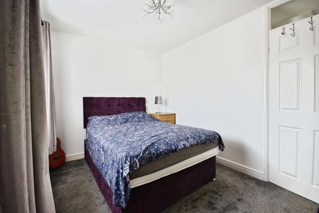 5, Allen Close, Tiverton photo 4