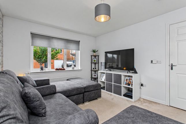 85, Hillhead Drive, Paisley photo 3