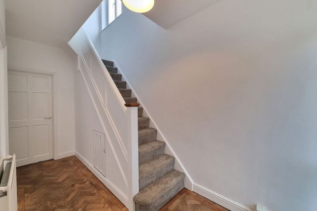 23, Asquith Boulevard, Leicester photo 3