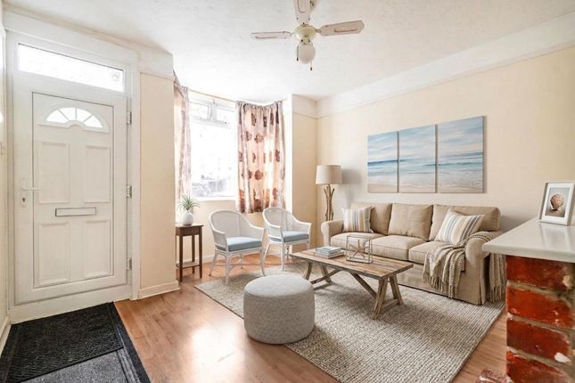 164 Stafford Road, Great Yarmouth photo 2