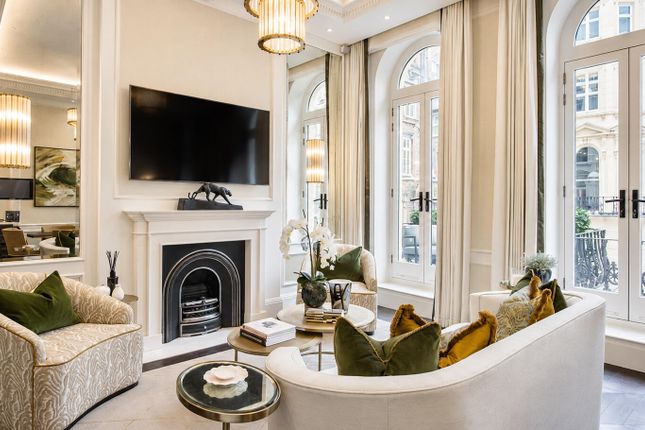Flat 5, 21-22 Prince Of Wales Terrace, London photo 2