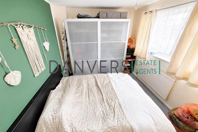35, Balisfire Grove, Leicester photo 3