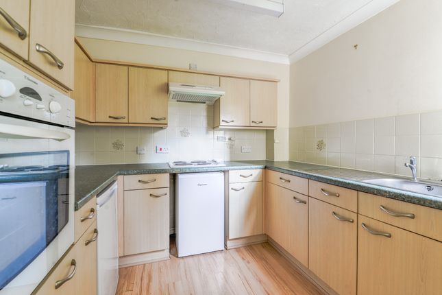6 Sutton Court,, Beech Street, West Yorkshire photo 4