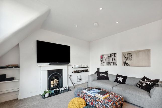 Top Floor Flat, Sheffield Terrace, London photo 5