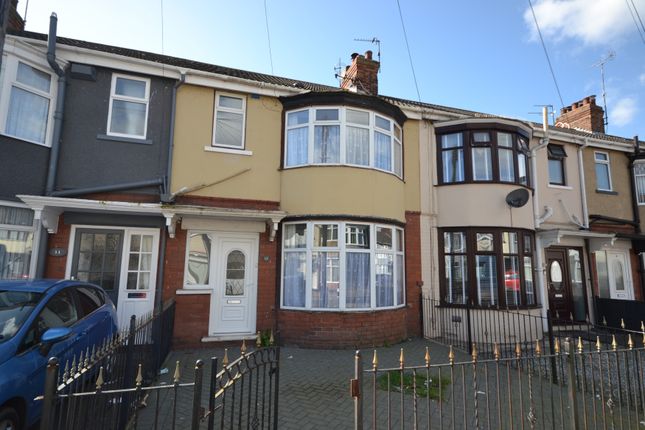 Terraced house for sale in Lake Drive, Hull