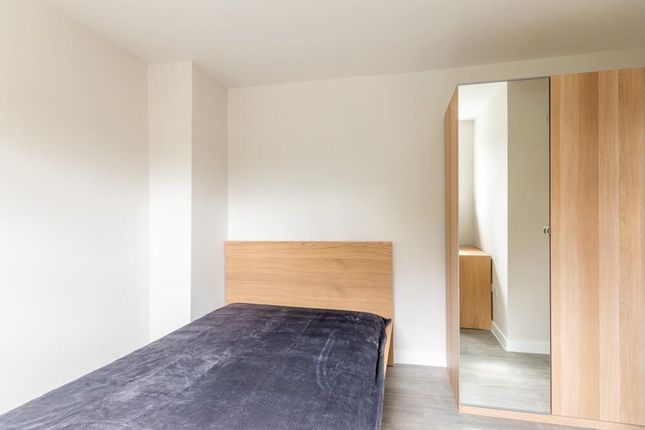 Thumbnail Shared accommodation to rent in Rankin Drive, Edinburgh