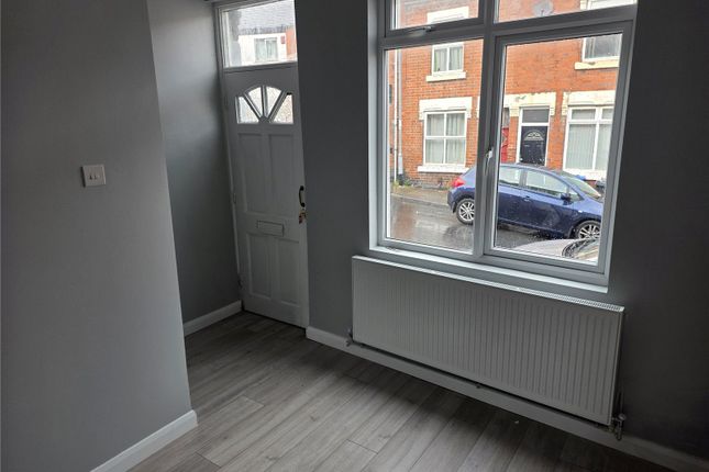 76, Elm Street, Staffordshire photo 2
