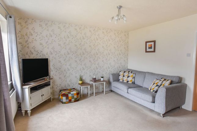16, Fir Road, Stamford photo 4