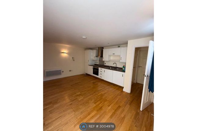 Apartment, The Old School House Lodge St, Bradford photo 4