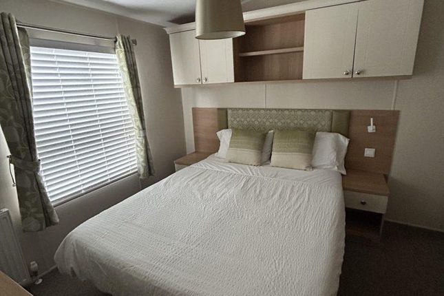 Holiday Home, Willerby Lyndhurst, Towyn Road, Towyn photo 5