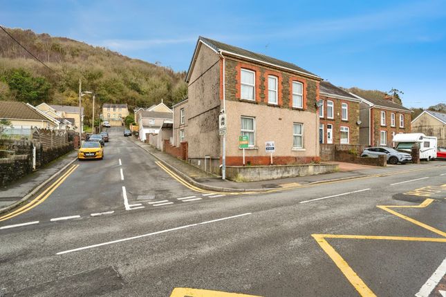 2, Davies Road, SWANSEA photo 2