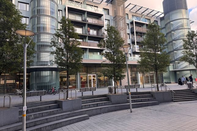 1-bed flat on Flat 18, Providence House, Maidenhead, £132,000