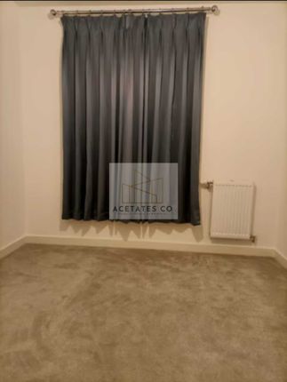 Thumbnail Room to rent in Samara Drive, Southall, Greater London