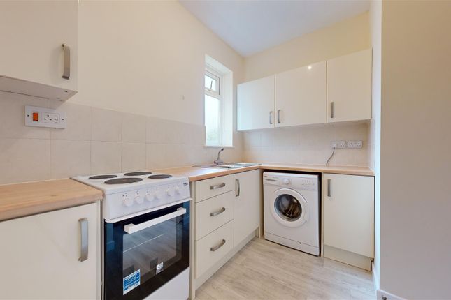 Flat 5, 61, Portland Road, Weymouth photo 2