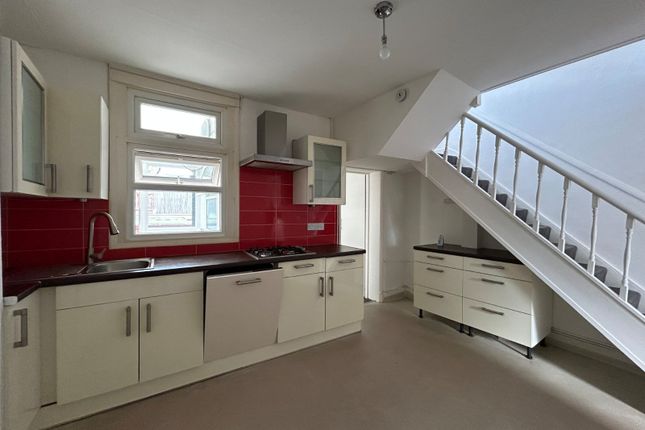 33, Montague Road, Kent photo 3