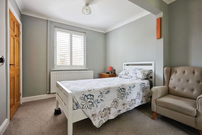 3, Marina Crescent, Salisbury photo 2