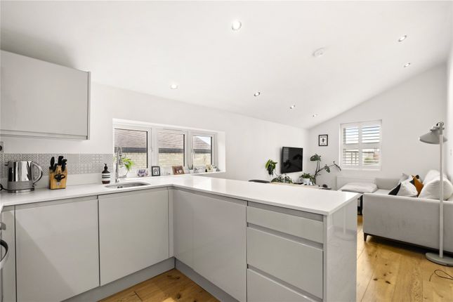 Kitchen/Recepetion