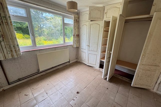 Blakeney, Woodland Road, Folkestone photo 5