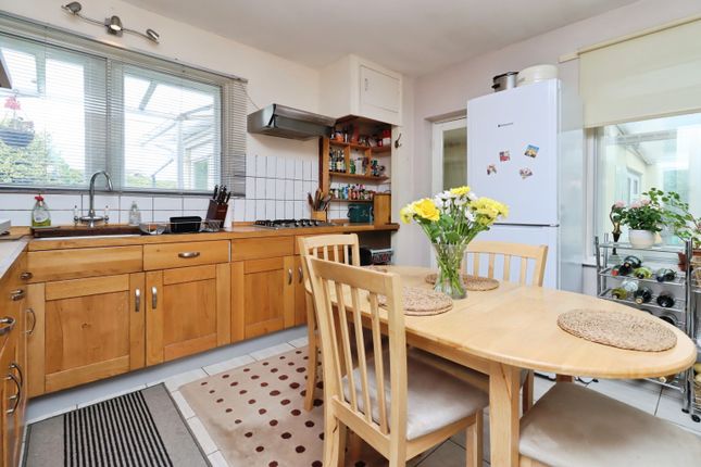 6, The Dingle, Knighton photo 3
