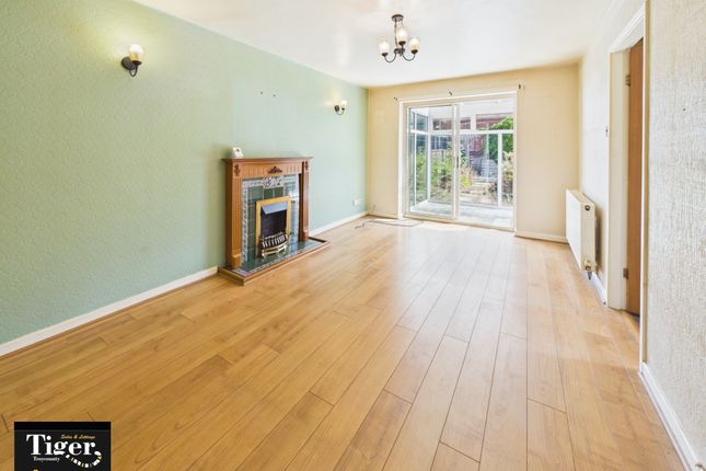4, Carlton Street, Preston photo 2
