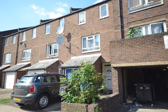 2, Blackthorn Street, London photo 3