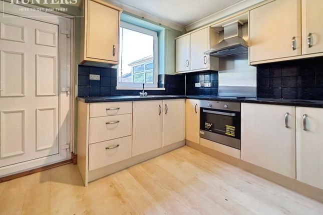 3, Cromwell Mount, Barnsley photo 4
