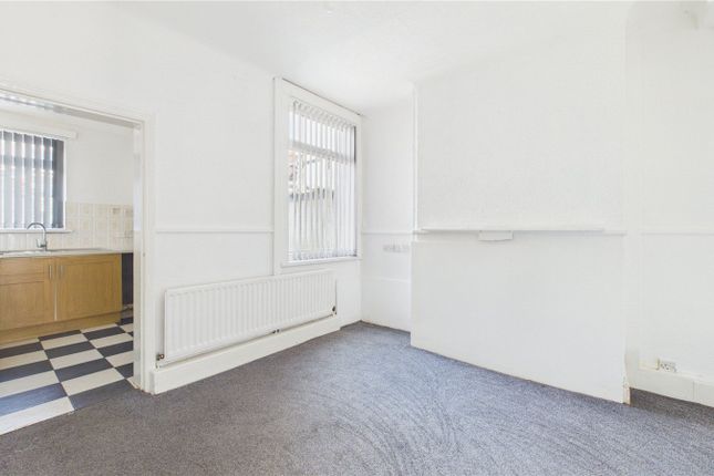 45, Longford Street, Middlesbrough photo 2