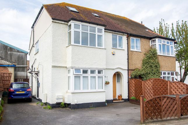 Maisonette for sale in Southlands Road, Bromley