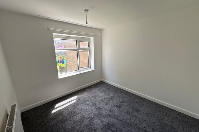45, BIRMINGHAM photo 2