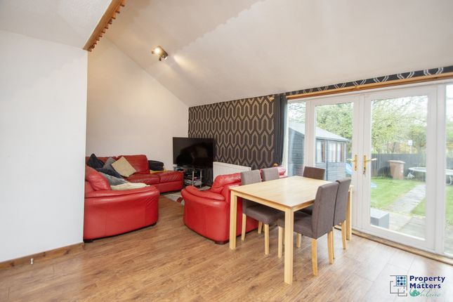 110 Braehead, Girdle Toll, Irvine photo 2