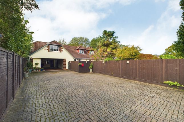 Detached house for sale in Merrydown Lane, Chineham, Basingstoke