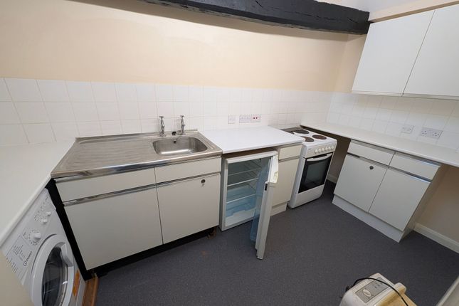 6-8 Market Place, Saxmundham photo 3