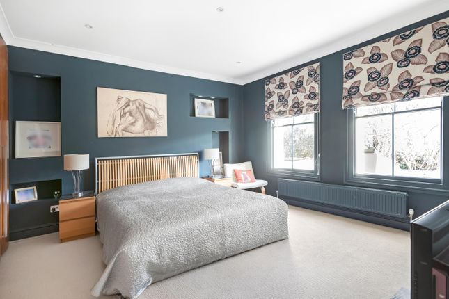 Terraced house for sale in Veronica Road, London