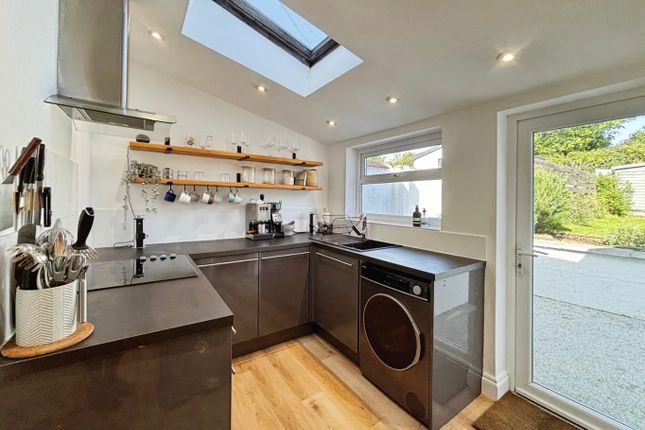 17 Albion Row, Carharrack, Cornwall photo 3