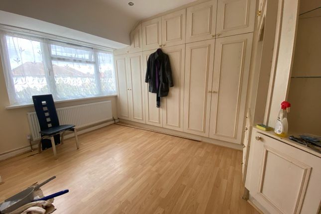 Semi-detached house to rent in Ross Close, Hayes