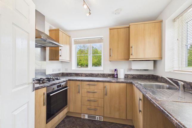 13, Barnwell Gardens, Corby photo 3