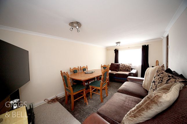 13, Ripley Road, Luton photo 4