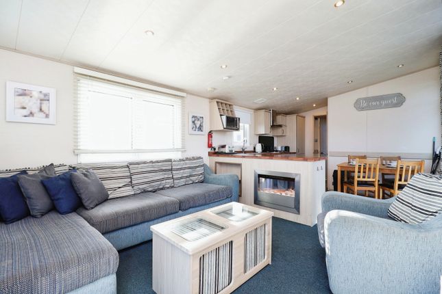 Mobile/park home for sale in Thorness Lane, Cowes, Isle Of Wight